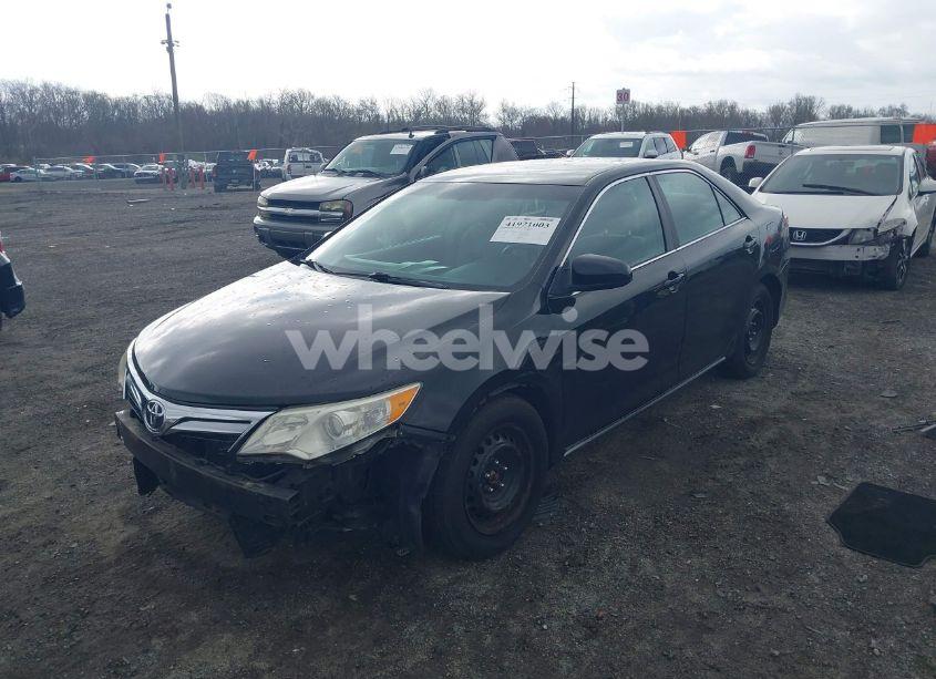Photo 2 of 2012 Toyota Camry LE (VIN 4T1BF1FK6CU054806)