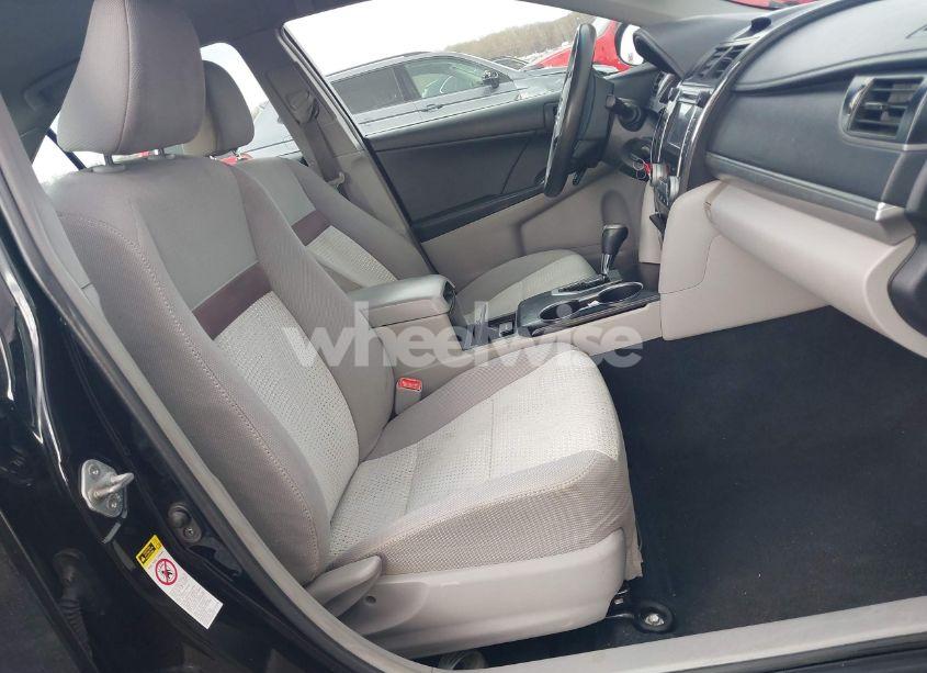 Photo 5 of 2012 Toyota Camry LE (VIN 4T1BF1FK6CU054806)