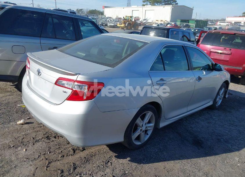 Photo 4 of 2012 Toyota Camry SE (VIN 4T1BF1FK6CU077213)