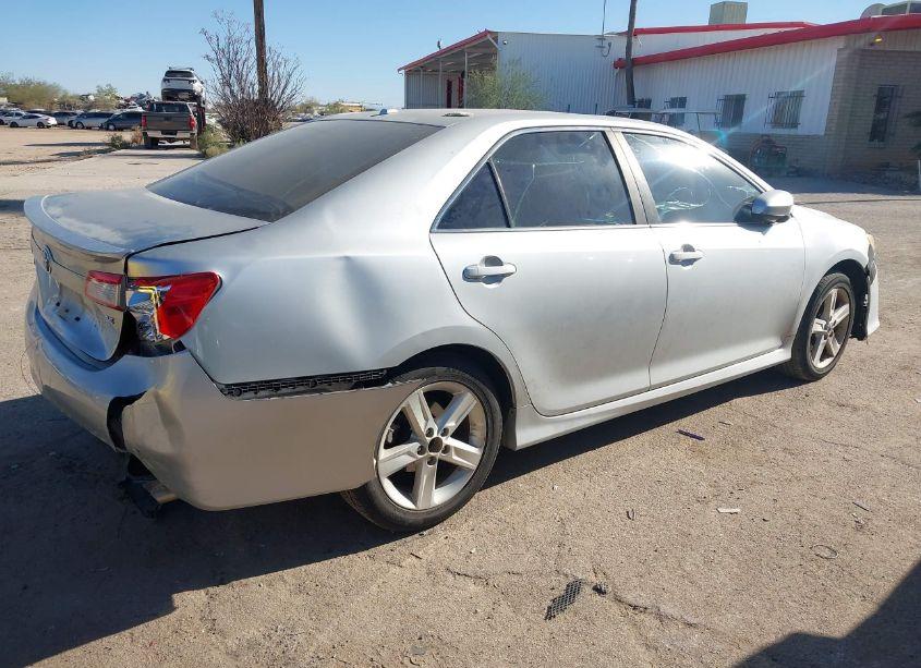 Photo 4 of 2012 Toyota Camry SE (VIN 4T1BF1FK6CU095405)