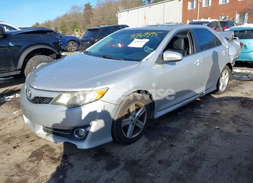 Photo 2 of 2012 Toyota Camry SE (VIN 4T1BF1FK6CU099728)