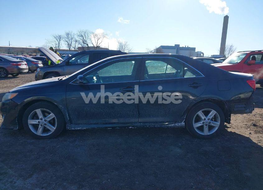 Photo 13 of 2012 Toyota Camry SE (VIN 4T1BF1FK6CU116205)