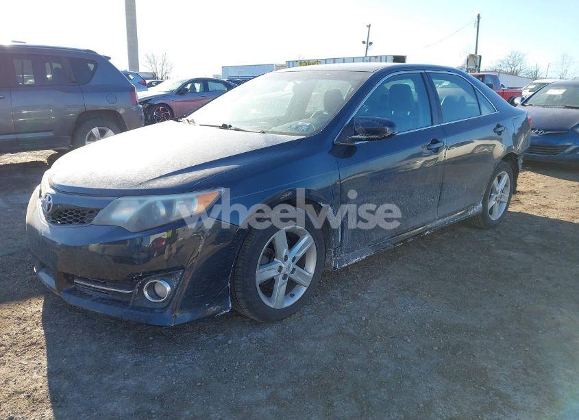 Photo 2 of 2012 Toyota Camry SE (VIN 4T1BF1FK6CU116205)