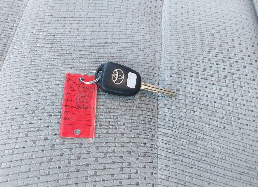 Photo 11 of 2012 Toyota Camry XLE (VIN 4T1BF1FK6CU117824)