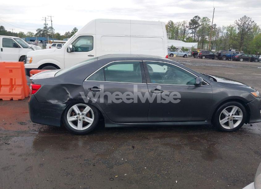 Photo 13 of 2012 Toyota Camry SE (VIN 4T1BF1FK6CU128502)