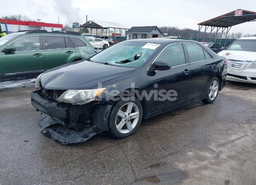 Photo 2 of 2012 Toyota Camry SE (VIN 4T1BF1FK6CU128712)