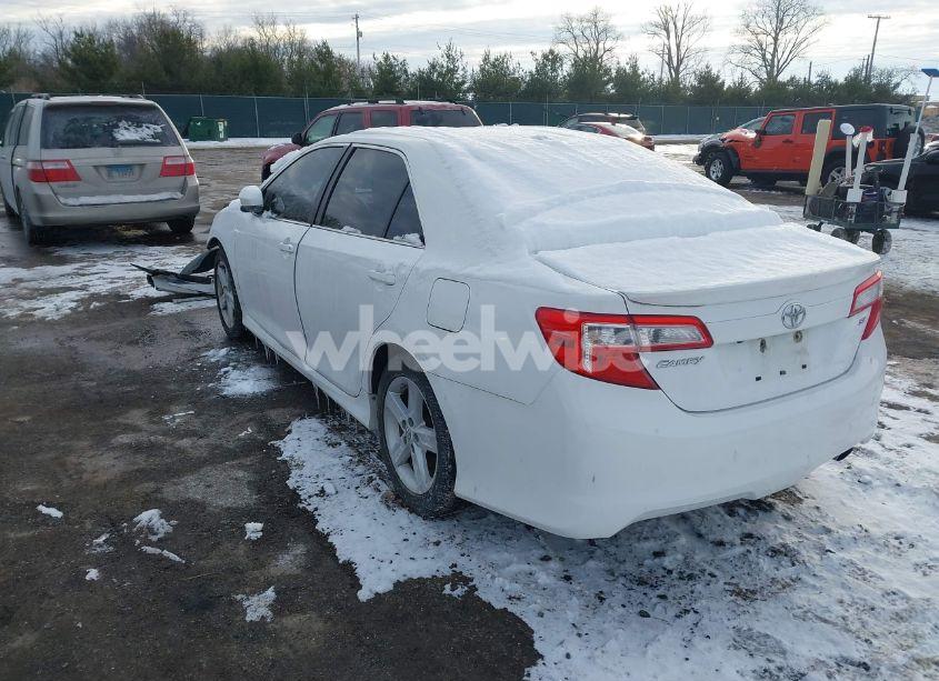 Photo 3 of 2012 Toyota Camry SE (VIN 4T1BF1FK6CU146630)