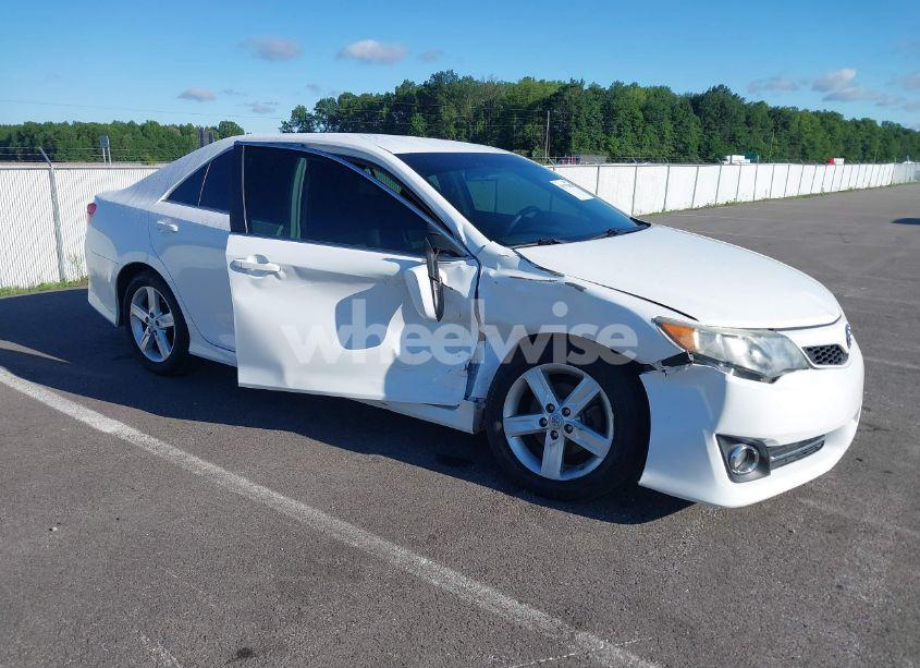 2012 Toyota Camry SE (VIN 4T1BF1FK6CU178669) main photo