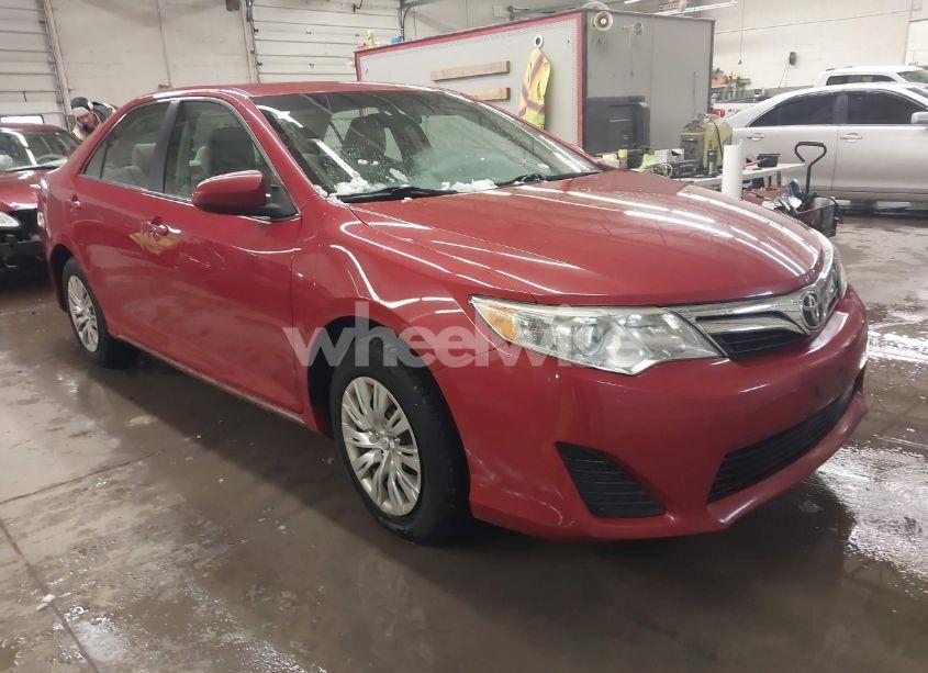 2012 Toyota Camry LE (VIN 4T1BF1FK6CU501005) main photo
