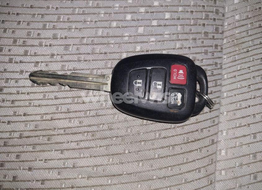 Photo 11 of 2012 Toyota Camry LE (VIN 4T1BF1FK6CU501005)