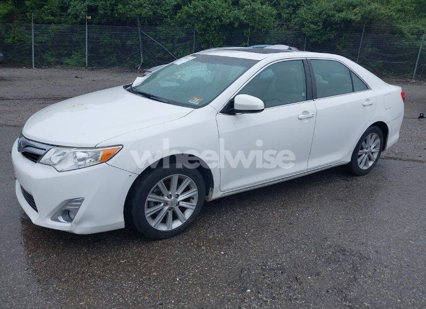 Photo 2 of 2012 Toyota Camry XLE (VIN 4T1BF1FK6CU507368)