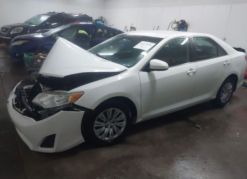 Photo 2 of 2012 Toyota Camry LE (VIN 4T1BF1FK6CU522100)