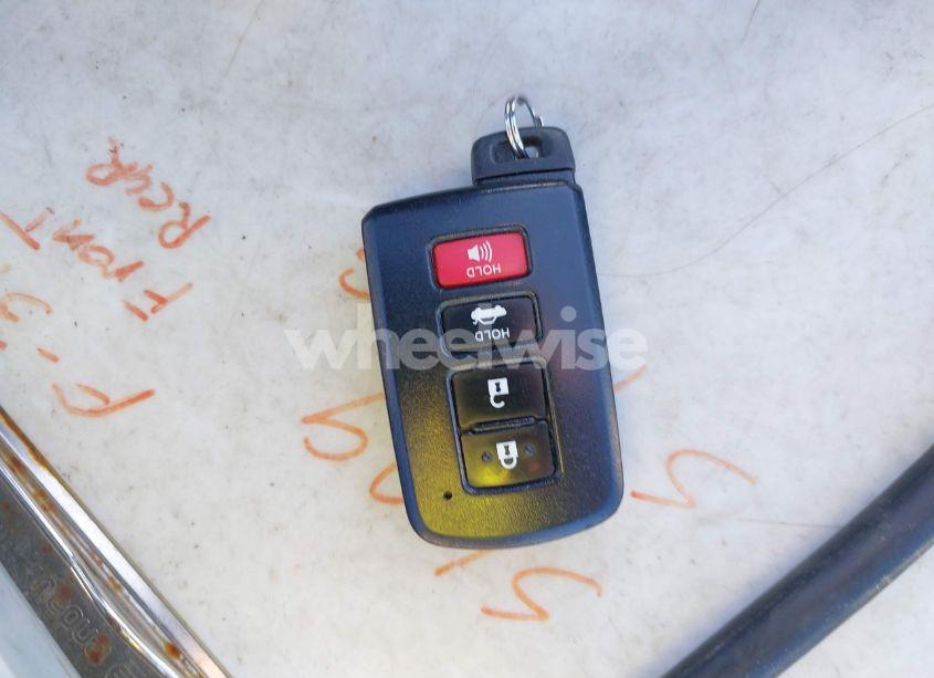 Photo 11 of 2012 Toyota Camry SE (VIN 4T1BF1FK6CU530164)