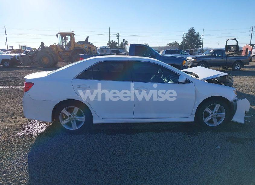 Photo 13 of 2012 Toyota Camry SE (VIN 4T1BF1FK6CU530164)