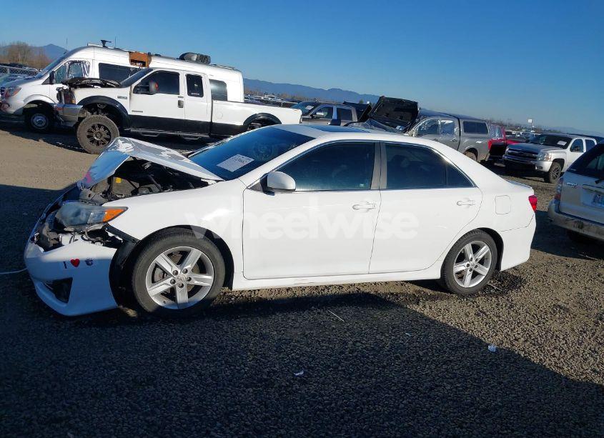 Photo 14 of 2012 Toyota Camry SE (VIN 4T1BF1FK6CU530164)