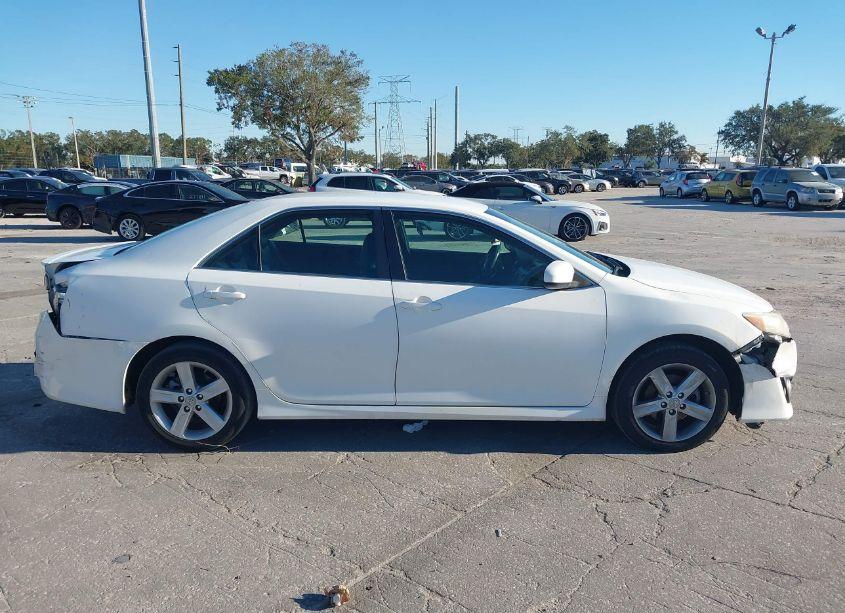 Photo 13 of 2012 Toyota Camry SE (VIN 4T1BF1FK6CU535865)