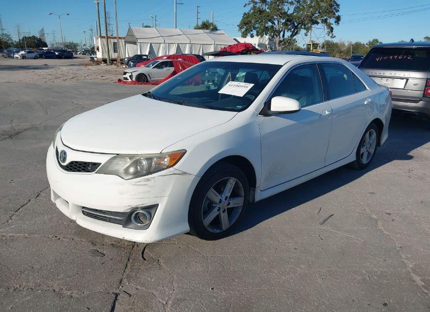 Photo 2 of 2012 Toyota Camry SE (VIN 4T1BF1FK6CU535865)