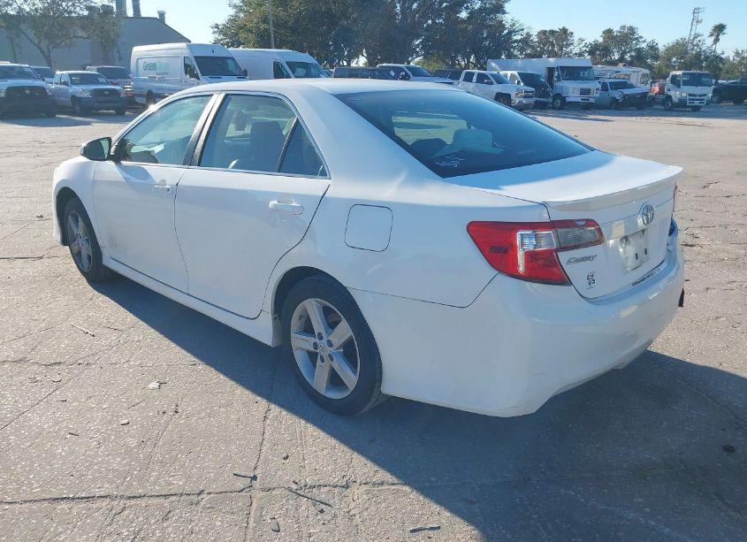 Photo 3 of 2012 Toyota Camry SE (VIN 4T1BF1FK6CU535865)
