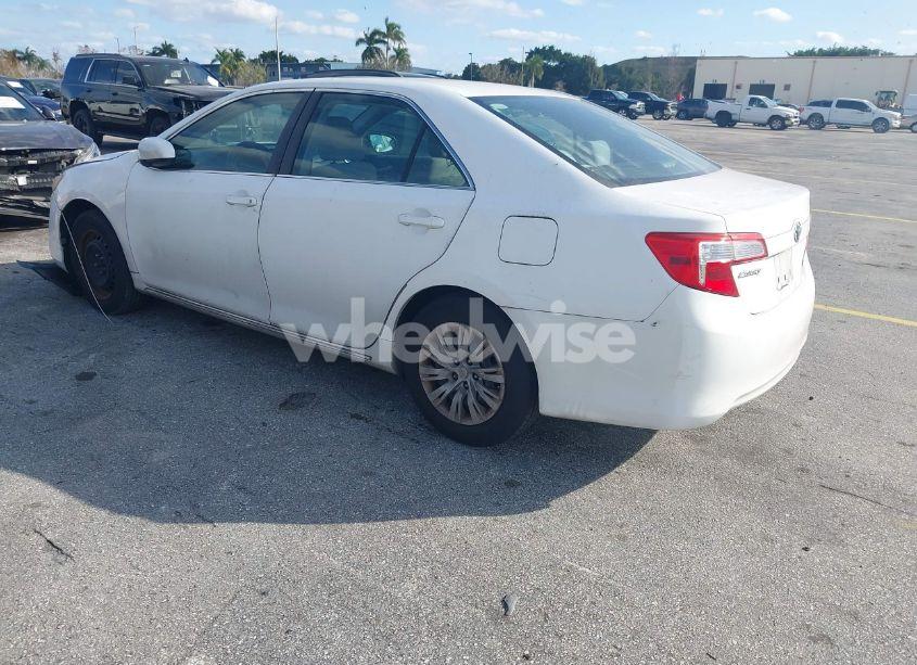 Photo 3 of 2012 Toyota Camry LE (VIN 4T1BF1FK6CU542606)