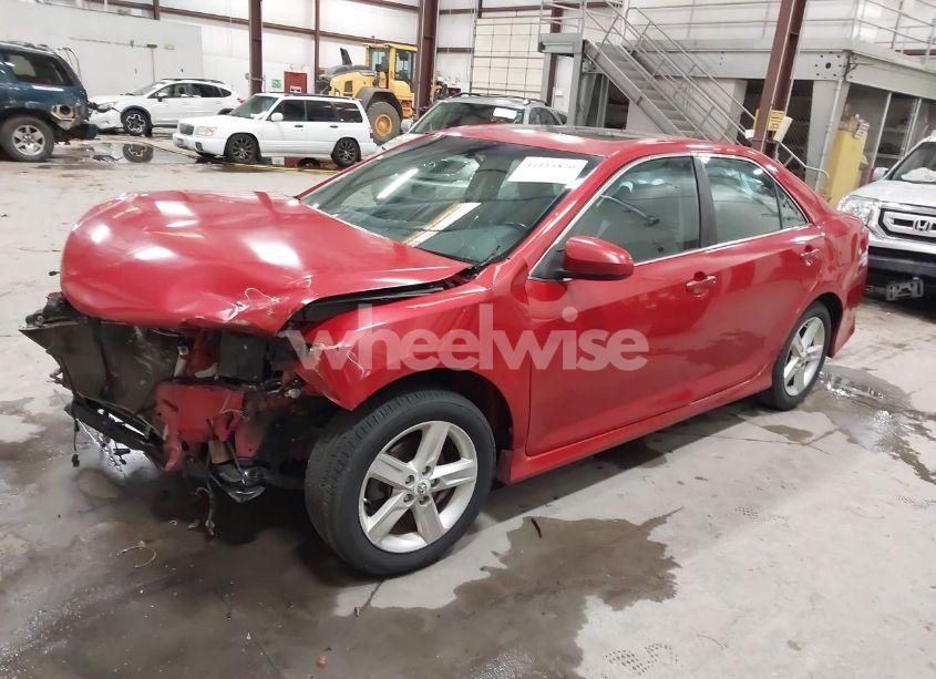 Photo 2 of 2012 Toyota Camry SE (VIN 4T1BF1FK6CU564752)