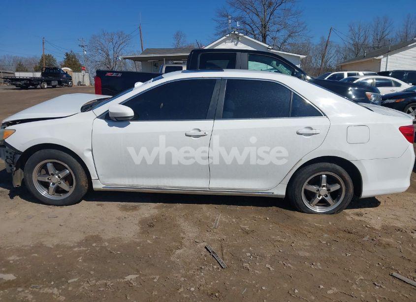 Photo 15 of 2012 Toyota Camry LE (VIN 4T1BF1FK6CU595032)