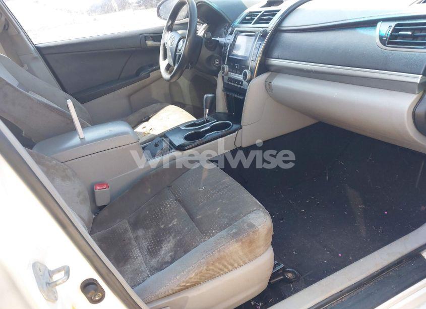 Photo 5 of 2012 Toyota Camry LE (VIN 4T1BF1FK6CU595032)