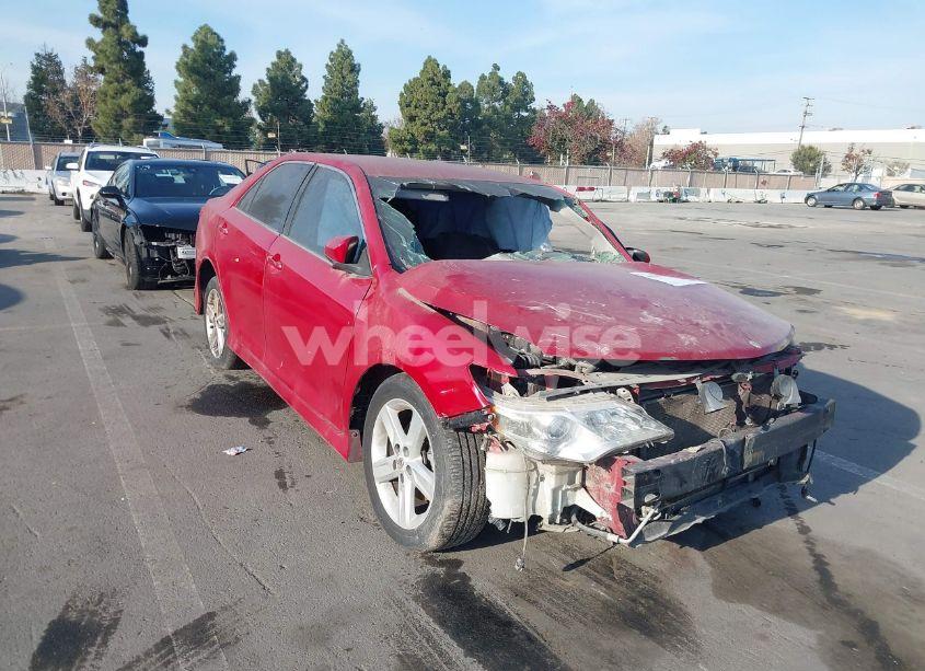 2012 Toyota Camry SE (VIN 4T1BF1FK6CU604473) main photo