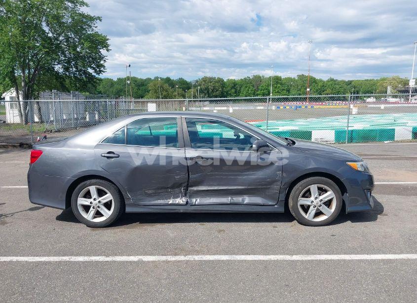 Photo 13 of 2012 Toyota Camry SE (VIN 4T1BF1FK6CU615750)