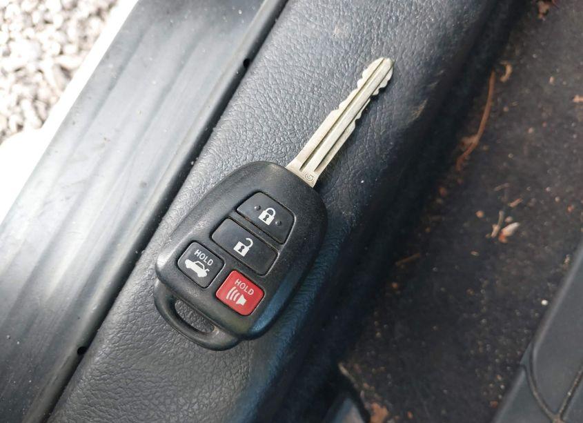 Photo 11 of 2012 Toyota Camry L/LE/SE/SE LIMITED EDITION/XLE (VIN 4T1BF1FK6CU616879)