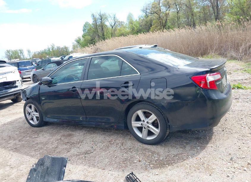 Photo 15 of 2013 Toyota Camry SE (VIN 4T1BF1FK6DU215303)