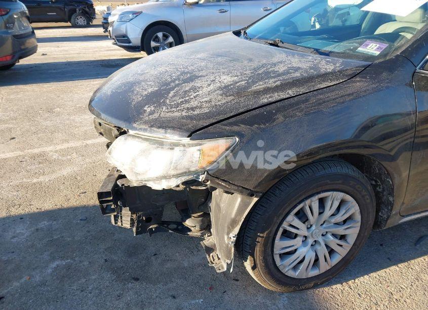 Photo 6 of 2013 Toyota Camry LE (VIN 4T1BF1FK6DU220775)