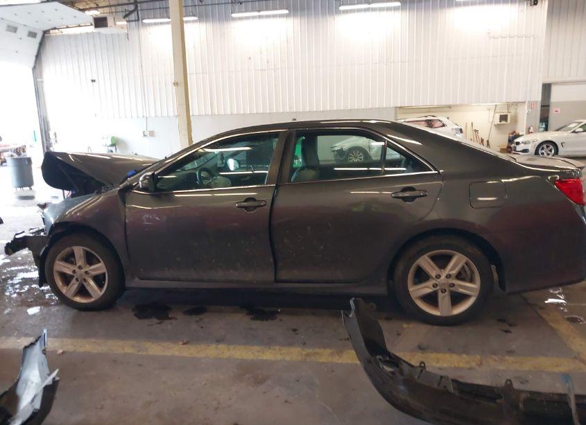 Photo 15 of 2013 Toyota Camry SE (VIN 4T1BF1FK6DU232005)