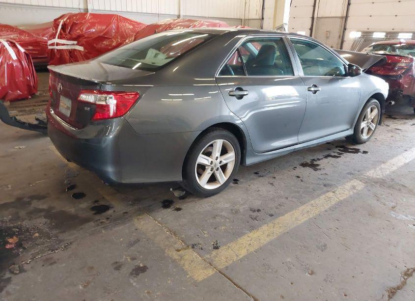 Photo 4 of 2013 Toyota Camry SE (VIN 4T1BF1FK6DU232005)