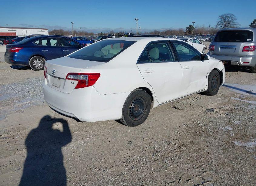 Photo 4 of 2013 Toyota Camry LE (VIN 4T1BF1FK6DU238046)