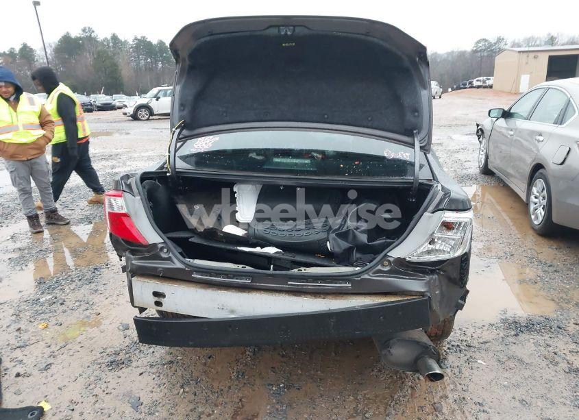 Photo 17 of 2013 Toyota Camry SE (VIN 4T1BF1FK6DU248902)