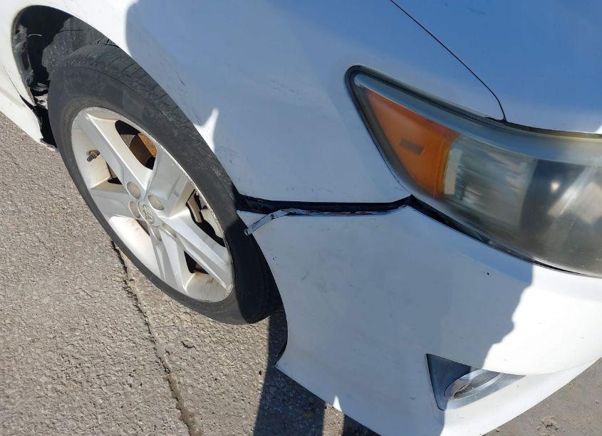 Photo 17 of 2013 Toyota Camry SE (VIN 4T1BF1FK6DU269426)