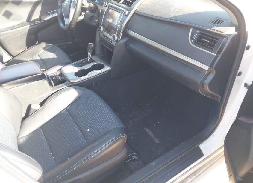 Photo 5 of 2013 Toyota Camry SE (VIN 4T1BF1FK6DU269426)