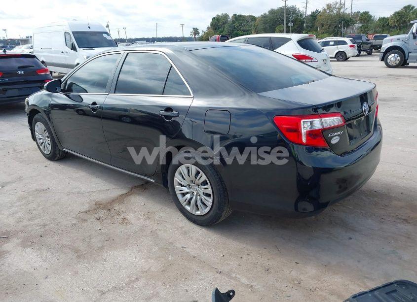 Photo 3 of 2013 Toyota Camry LE (VIN 4T1BF1FK6DU286078)