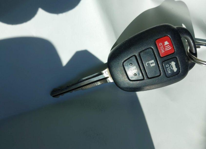 Photo 11 of 2013 Toyota Camry LE (VIN 4T1BF1FK6DU641556)