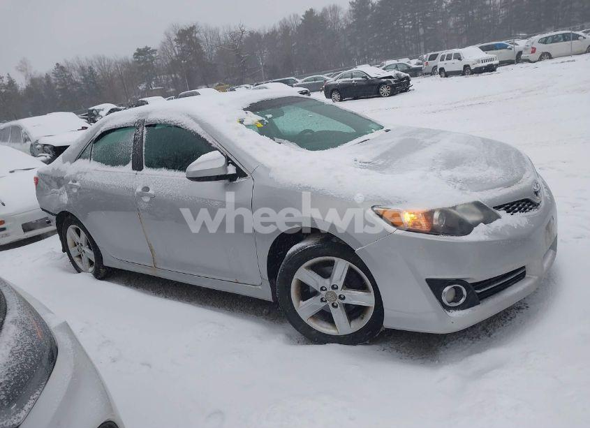 Photo 13 of 2013 Toyota Camry SE (VIN 4T1BF1FK6DU655389)