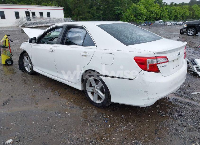 Photo 3 of 2013 Toyota Camry SE (VIN 4T1BF1FK6DU673102)