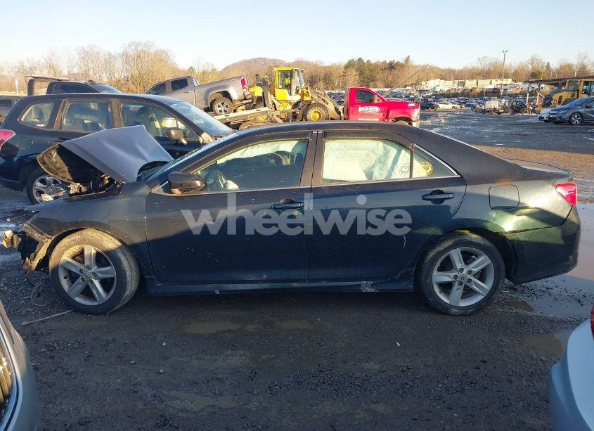 Photo 13 of 2013 Toyota Camry SE (VIN 4T1BF1FK6DU675304)