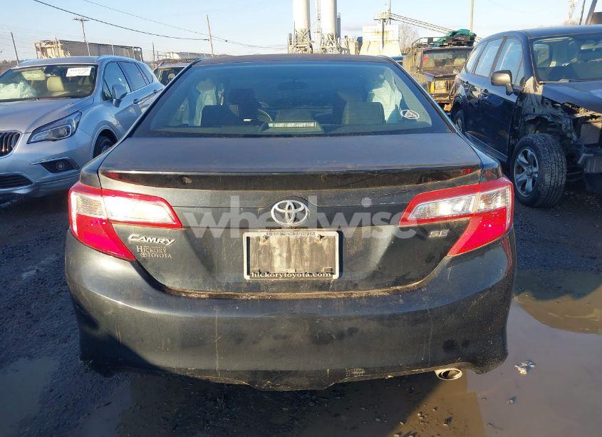 Photo 15 of 2013 Toyota Camry SE (VIN 4T1BF1FK6DU675304)