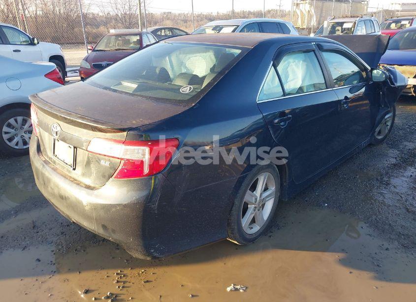 Photo 4 of 2013 Toyota Camry SE (VIN 4T1BF1FK6DU675304)