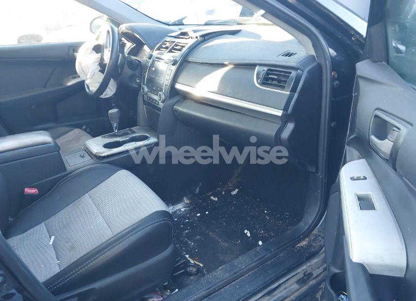 Photo 5 of 2013 Toyota Camry SE (VIN 4T1BF1FK6DU675304)