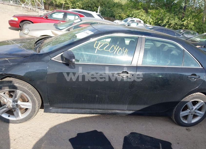 Photo 14 of 2013 Toyota Camry SE (VIN 4T1BF1FK6DU680051)