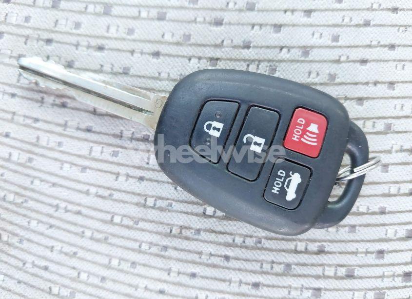 Photo 11 of 2013 Toyota Camry LE (VIN 4T1BF1FK6DU687274)