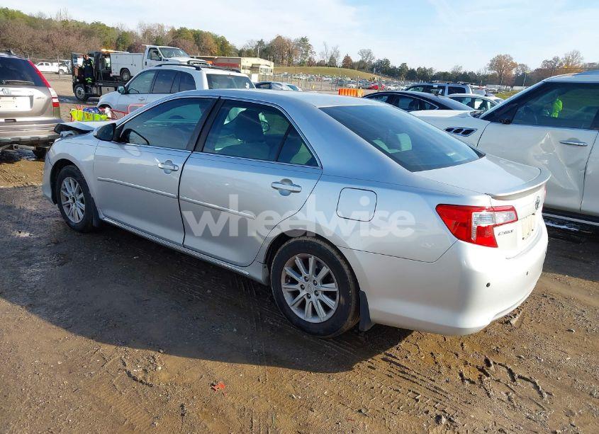 Photo 3 of 2013 Toyota Camry LE (VIN 4T1BF1FK6DU687274)