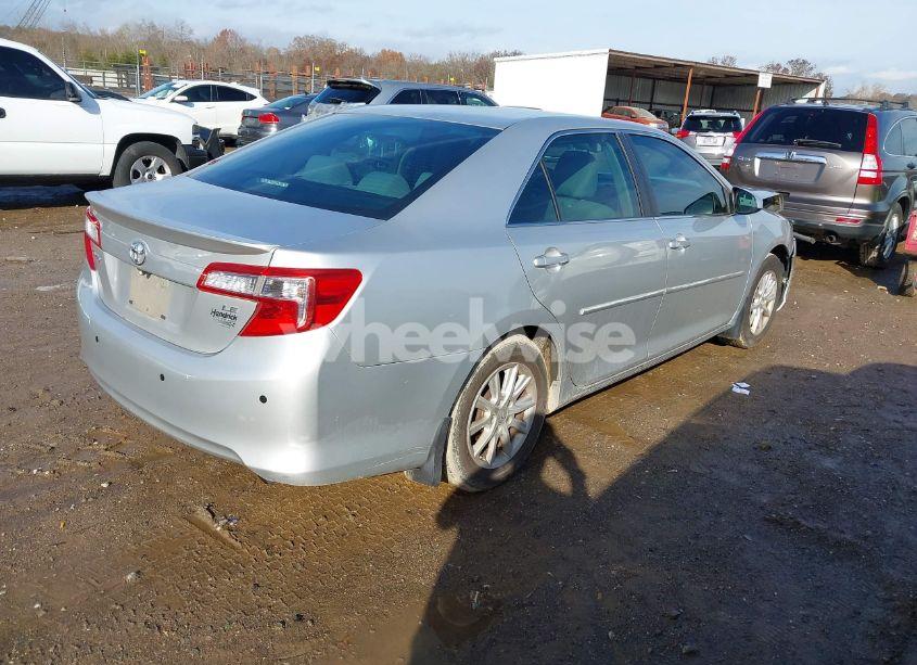 Photo 4 of 2013 Toyota Camry LE (VIN 4T1BF1FK6DU687274)