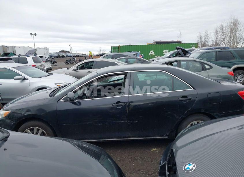 Photo 14 of 2013 Toyota Camry LE (VIN 4T1BF1FK6DU691082)